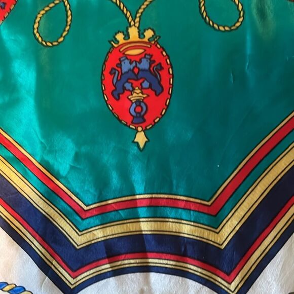 Silk scarf jewel tones 32” x 32” square, EUC, Vintage Codello my personal closet - Picture 5 of 7